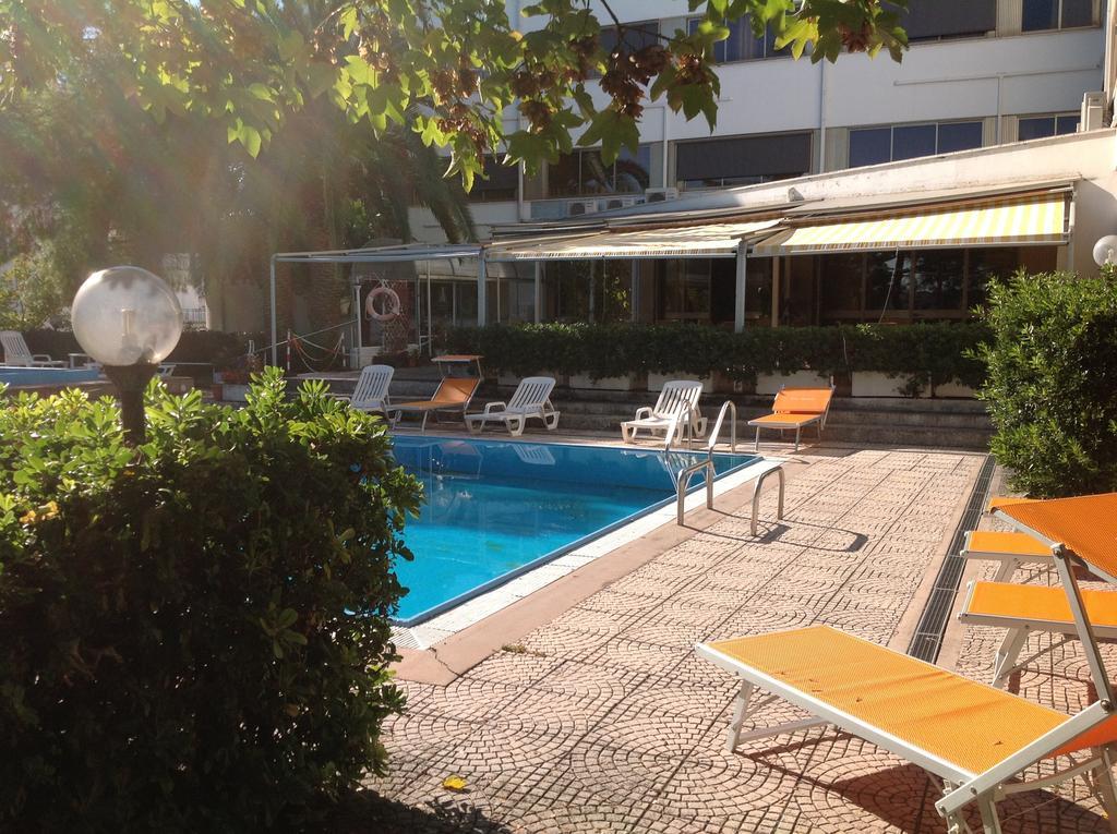 Hotel Anxanum Lanciano Extérieur photo